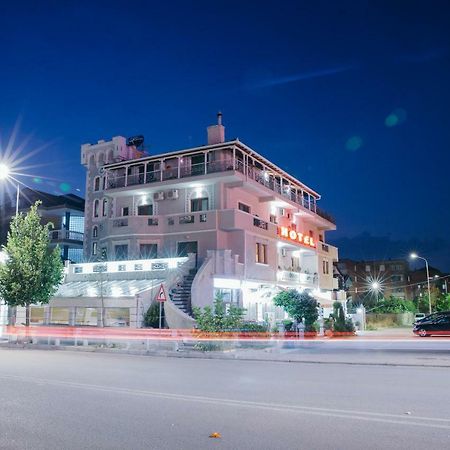 Dea Hotel 2002 Korce Exteriér fotografie